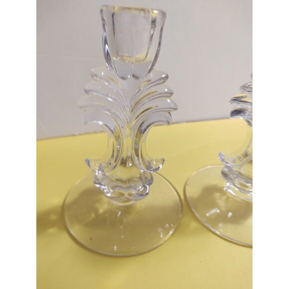 Vintage New Martinsville Glass Janice Shape Candlesticks Set of 2 - Picture 8 of 10